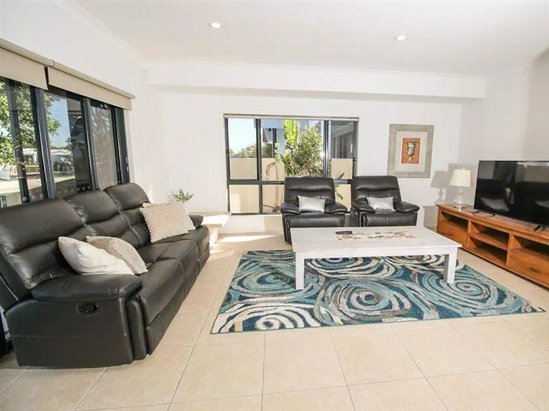 Maureen Waterfront Beach House Broadbeach Waters Casa vacanze