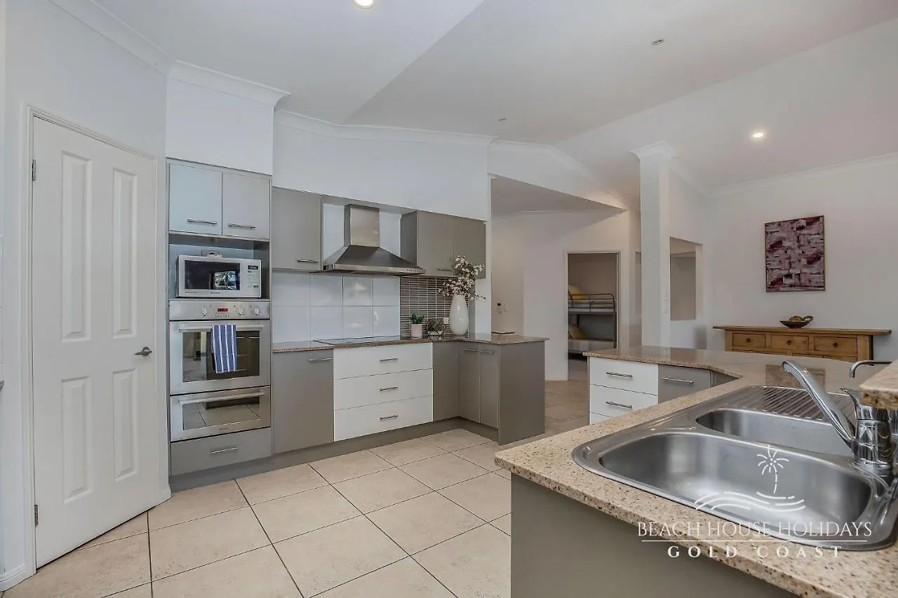 Maureen Waterfront Beach House Broadbeach Waters Casa vacanze